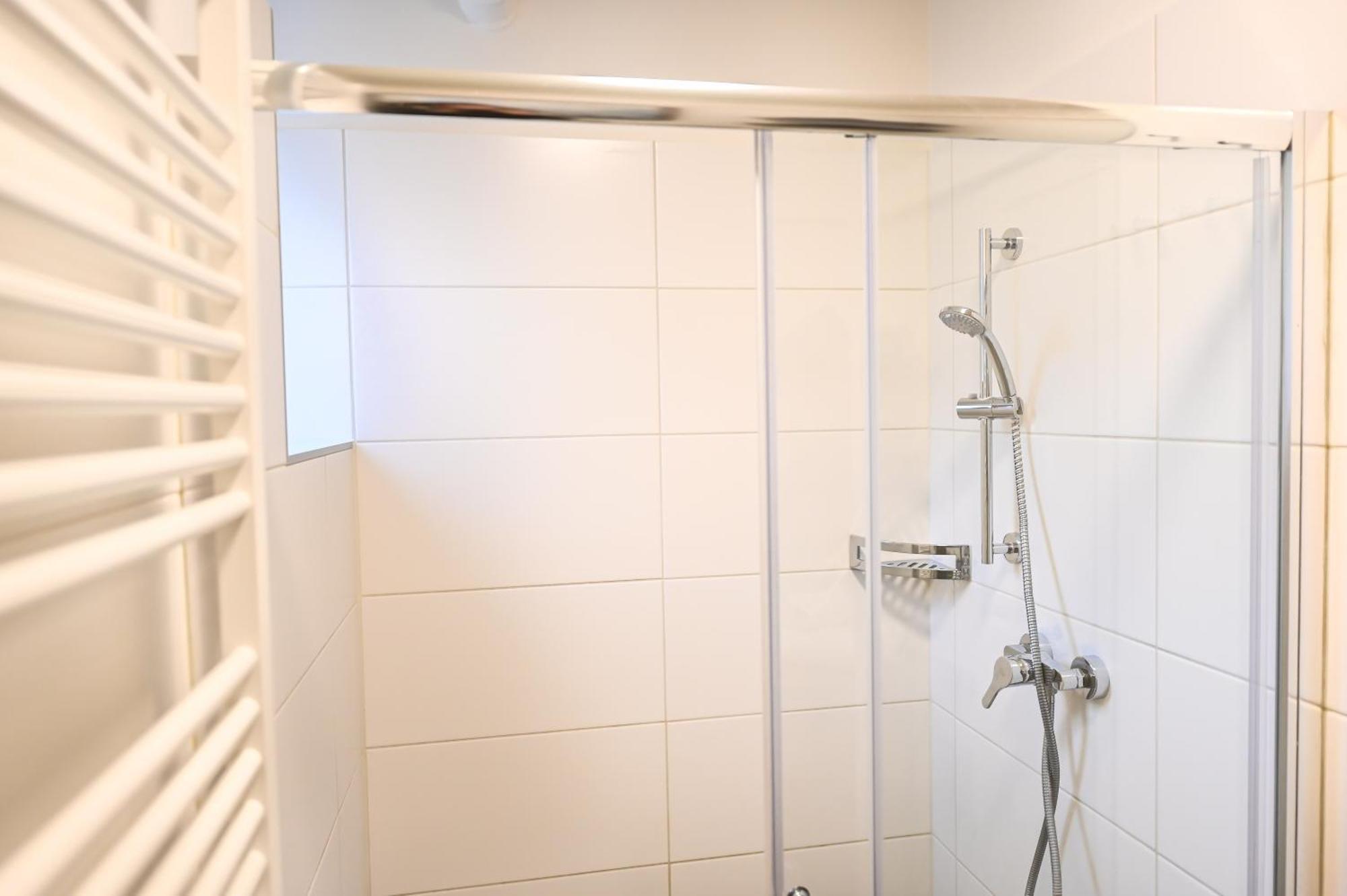 Apartmenthaus Pastner Am Teich Uebelbach Bagian luar foto