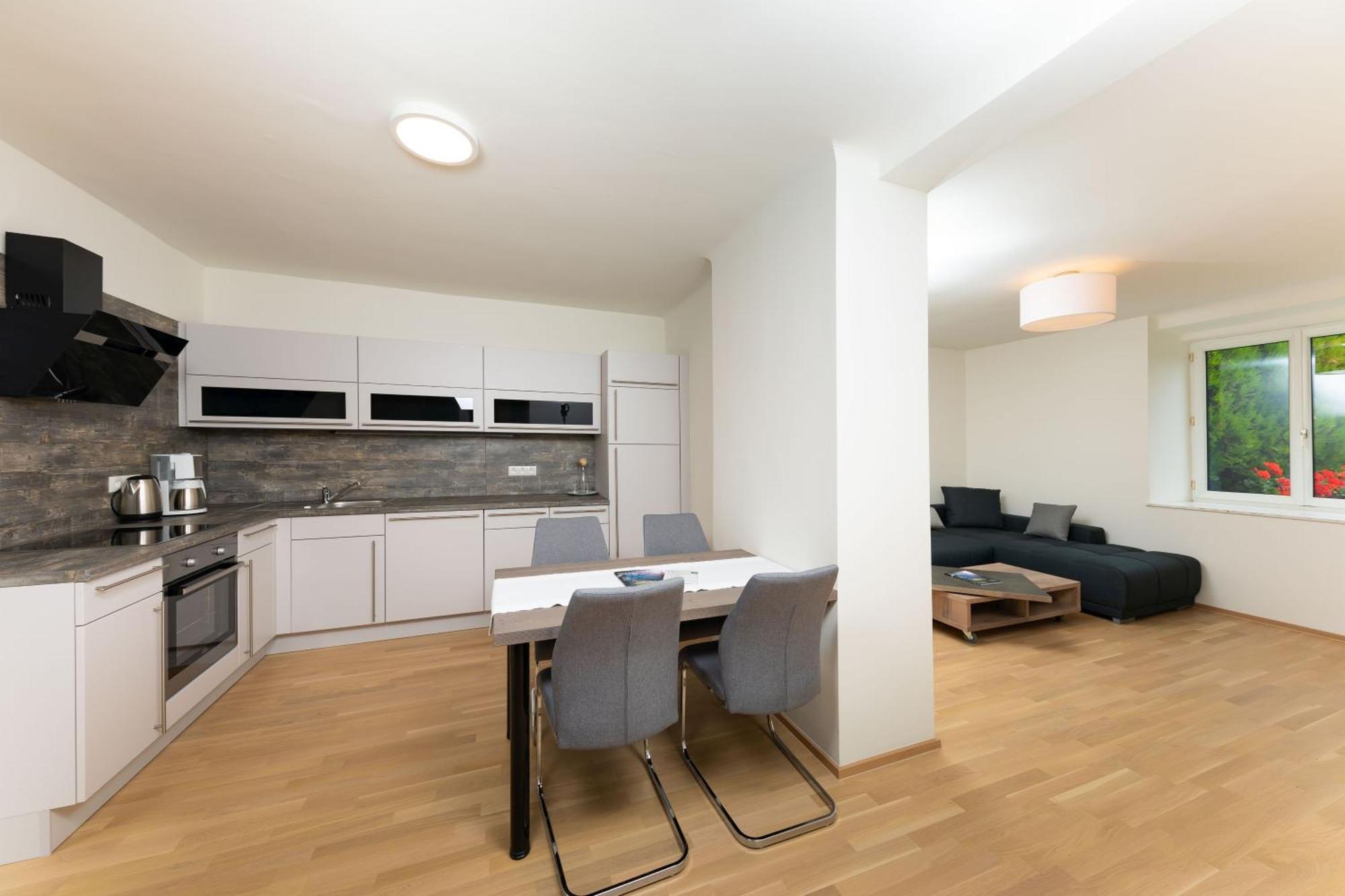 Apartmenthaus Pastner Am Teich Uebelbach Bagian luar foto